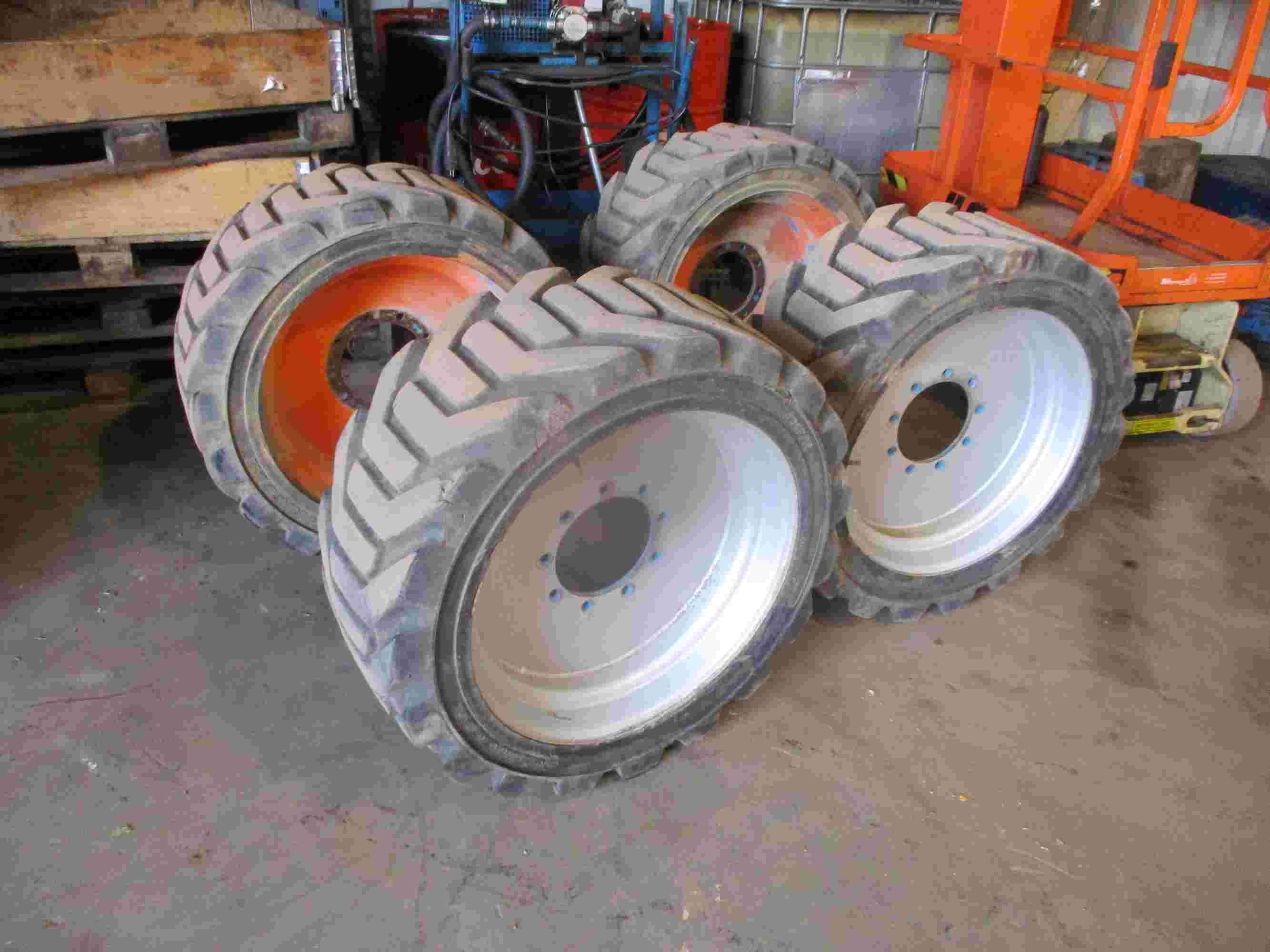 Sold - Telescopic Boom Lift - View 2